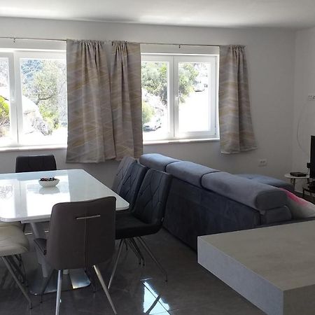 Apartman Karla Lastovo ภายนอก รูปภาพ