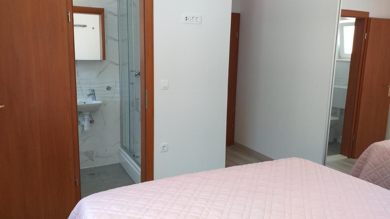 Apartman Karla Lastovo ภายนอก รูปภาพ