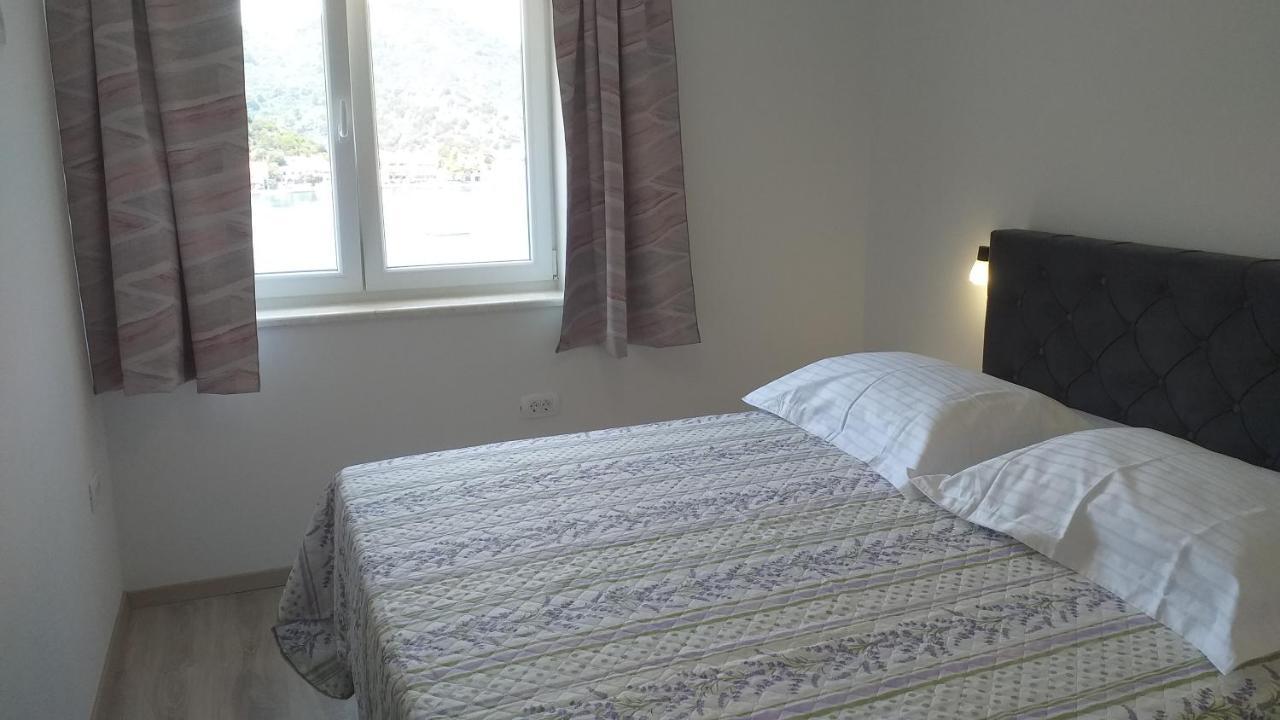 Apartman Karla Lastovo ภายนอก รูปภาพ