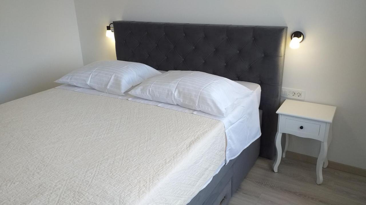 Apartman Karla Lastovo ภายนอก รูปภาพ