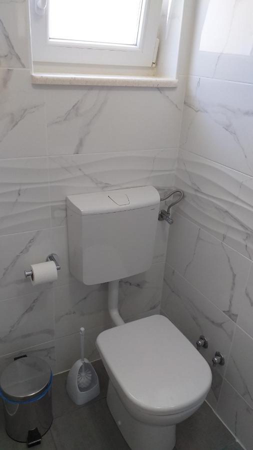 Apartman Karla Lastovo ภายนอก รูปภาพ
